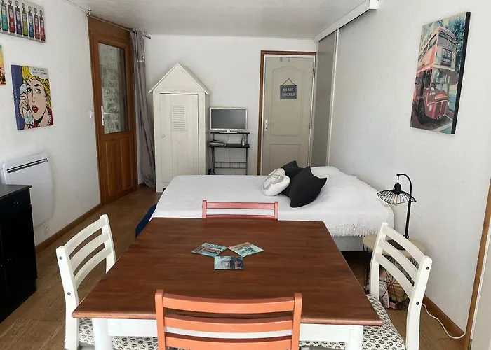 Petite Escale Vivonnoise A 2 *