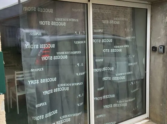 Petite Escale Vivonnoise A 2 维沃讷