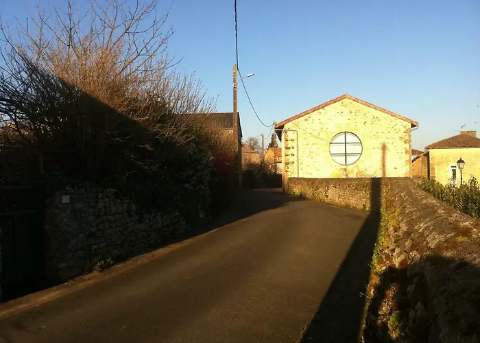 Petite Escale Vivonnoise A 2 * 维沃讷